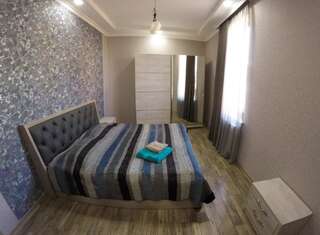 Гостевой дом Onestep Кутаиси Двухместный номер с 1 кроватью и собственной ванной комнатой-1